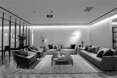 木门楼梯一条街：除了分析性的建材市场有木门